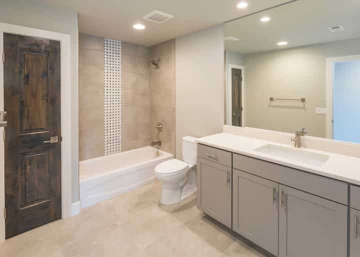 Professional bathroom remodel contractor Catonsville, MD